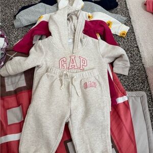 GAP Hoodie and Joggers plus Old Navy joggers set girls 9-12months